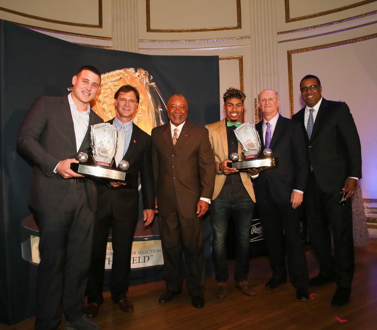 Anthony Rizzo Family Foundation - Congratulations to our Captain, Anthony  Rizzo for winning his fourth NL Gold Glove award.