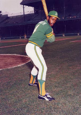 GENE TENACE OAKLAND A'S 1972-74 WS CHAMPS ACTION