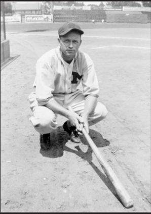 1960s baseball photo, Milwaukee Braves coach JoJo White, A'…