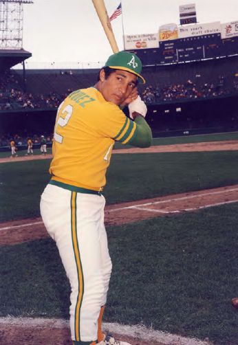 GEORGE HENDRICK OAKLAND A'S 1972 WS CHAMPS ACTION