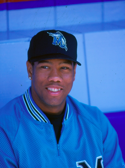 Former MLB pitchers Livan Hernandez, left, and his half-brother