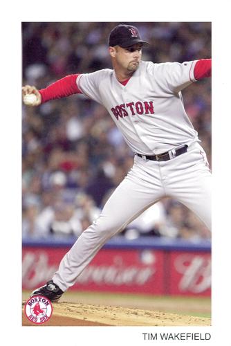 Tim Wakefield, who revived his career and Red Sox trophy case with  knuckleball, has died at 57