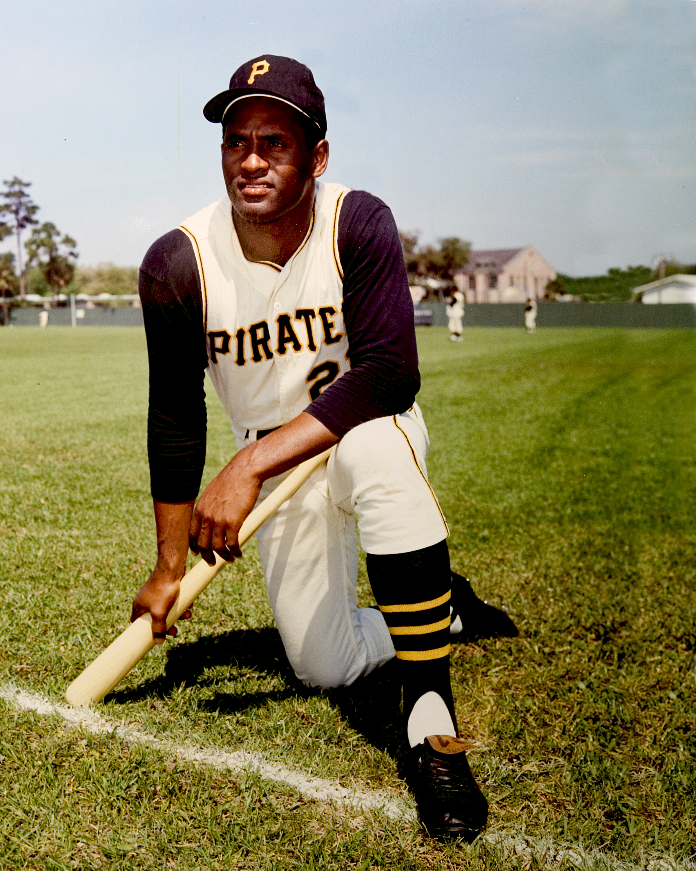 ROBERTO CLEMENTE  Pittsburgh Pirates Majestic 1971 Home Throwback