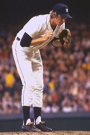 Detroit Tigers' Mark The Bird Fidrych Talks to Ball  Vintage wire photo