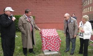 Plaque dedication: from left, Norm Richards, Ted Lucas, JBC Lucas III and Mary Lucas