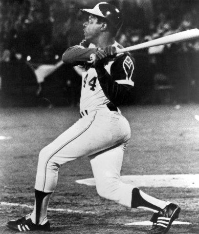 Hank Aaron hits his 755th and final home run, 44 years ago - ESPN