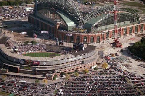 Milwaukee County Stadium (MW-21, P327424) - Stadium Postcards