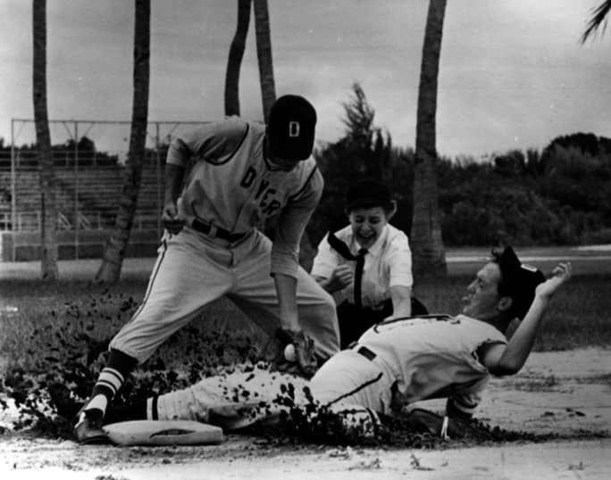 Yankees female minor league manager ejected by woman umpire