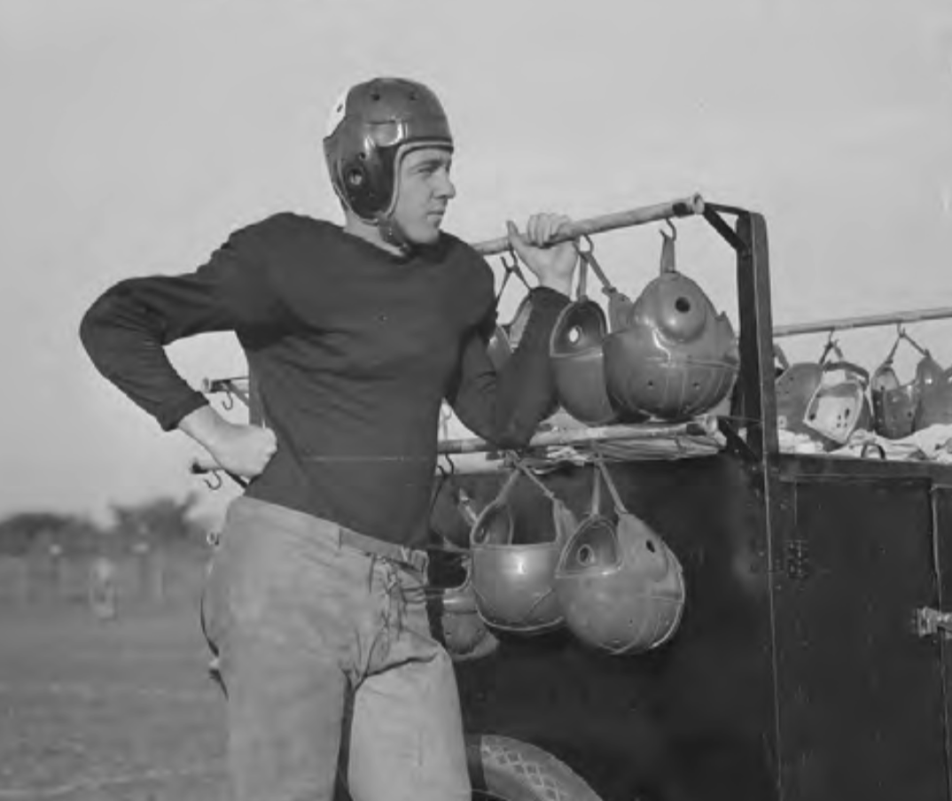 The First Star: Red Grange and the Barnstorming Tour  