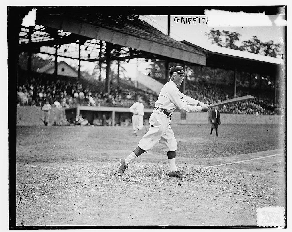  HistoricalFindings Photo: Washington Senators Baseball Team, Baseball Players,1909-1932,Sports,Uniform : Sports & Outdoors