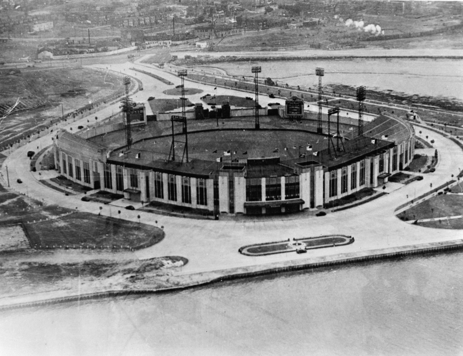 Jackie Robinson, Jersey City, and His First Game in Organized Baseball –  Society for American Baseball Research