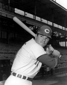 Manager Pete Rose and third baseman Buddy Bell of the Cincinnati Reds