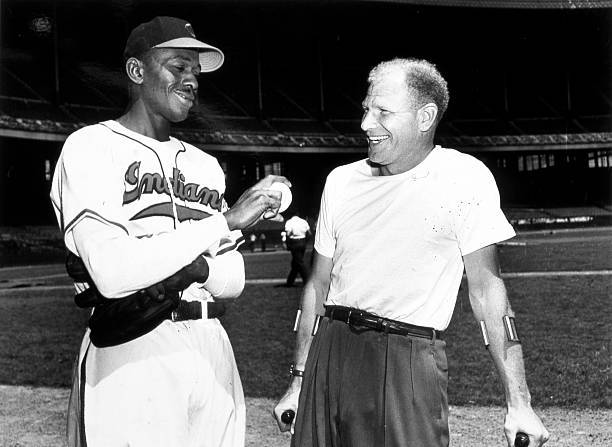 Cleveland Indians Bill Veeck Autographed White Jersey Team Owner PSA/DNA  #X04495 - Mill Creek Sports