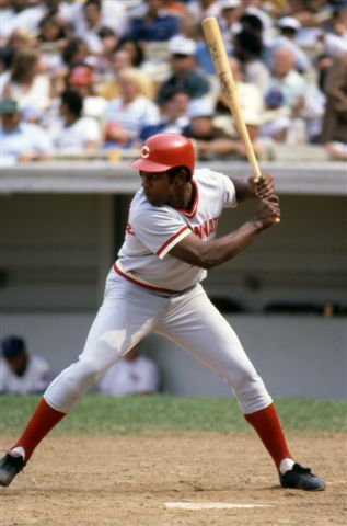 Dan Driessen drills a home run in Game 3 of the 1976 World Series 