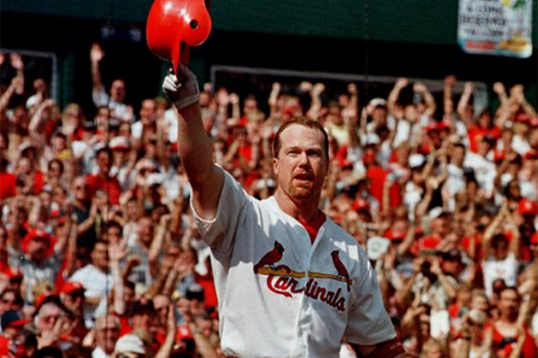 September 8, 1998: Cardinals' Mark McGwire wins the race to 62